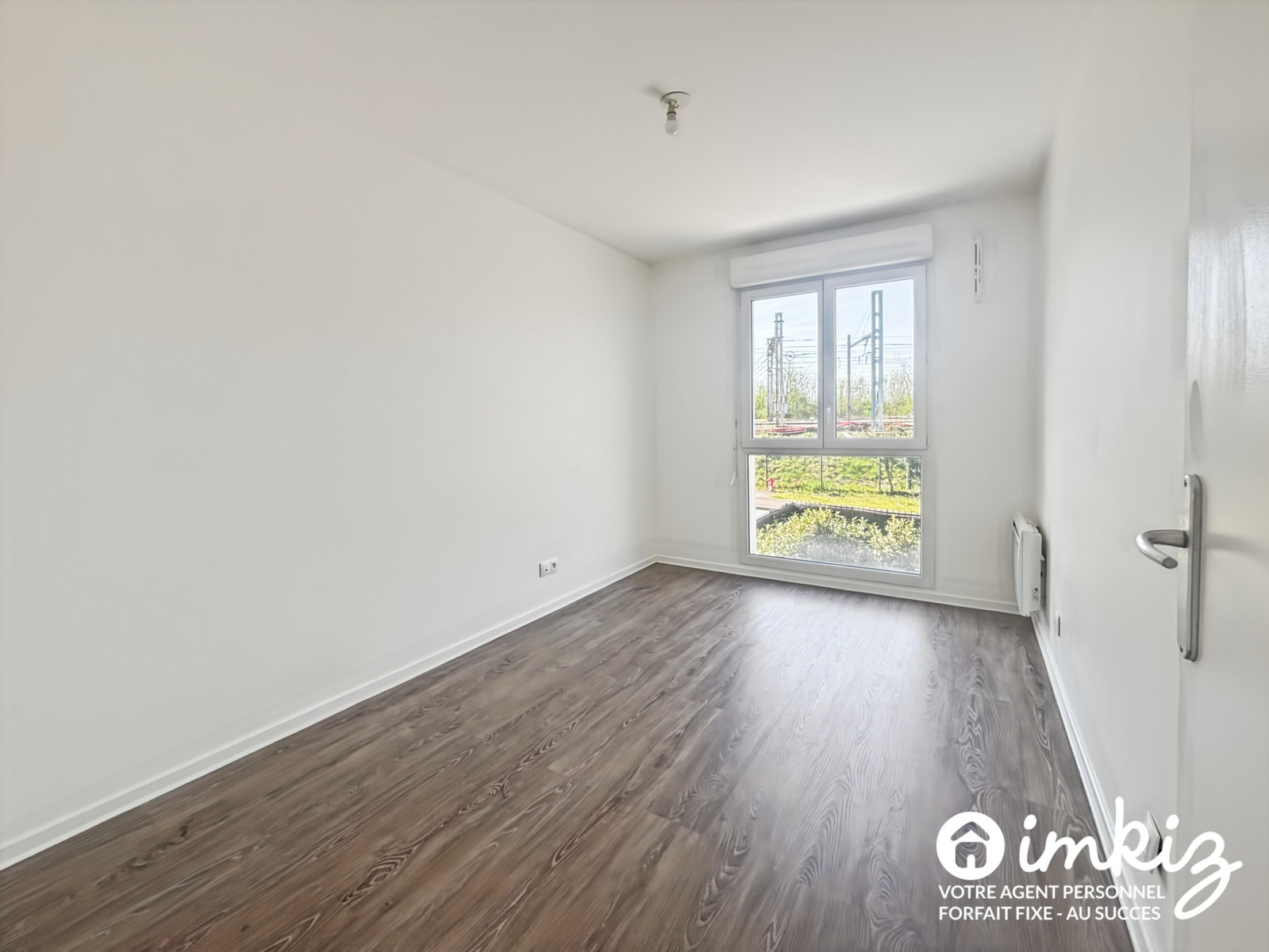 
                                                Vente
                                                 Appartement 4 pièces–72 m²--Résidence moderne 2016