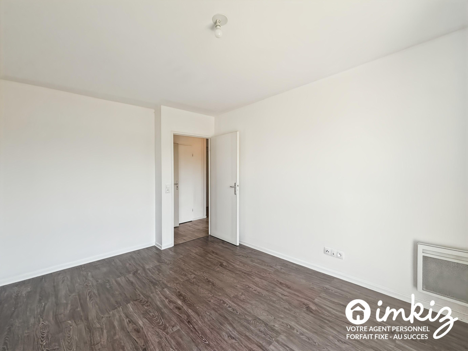
                                                Vente
                                                 Appartement 4 pièces–72 m²--Résidence moderne 2016