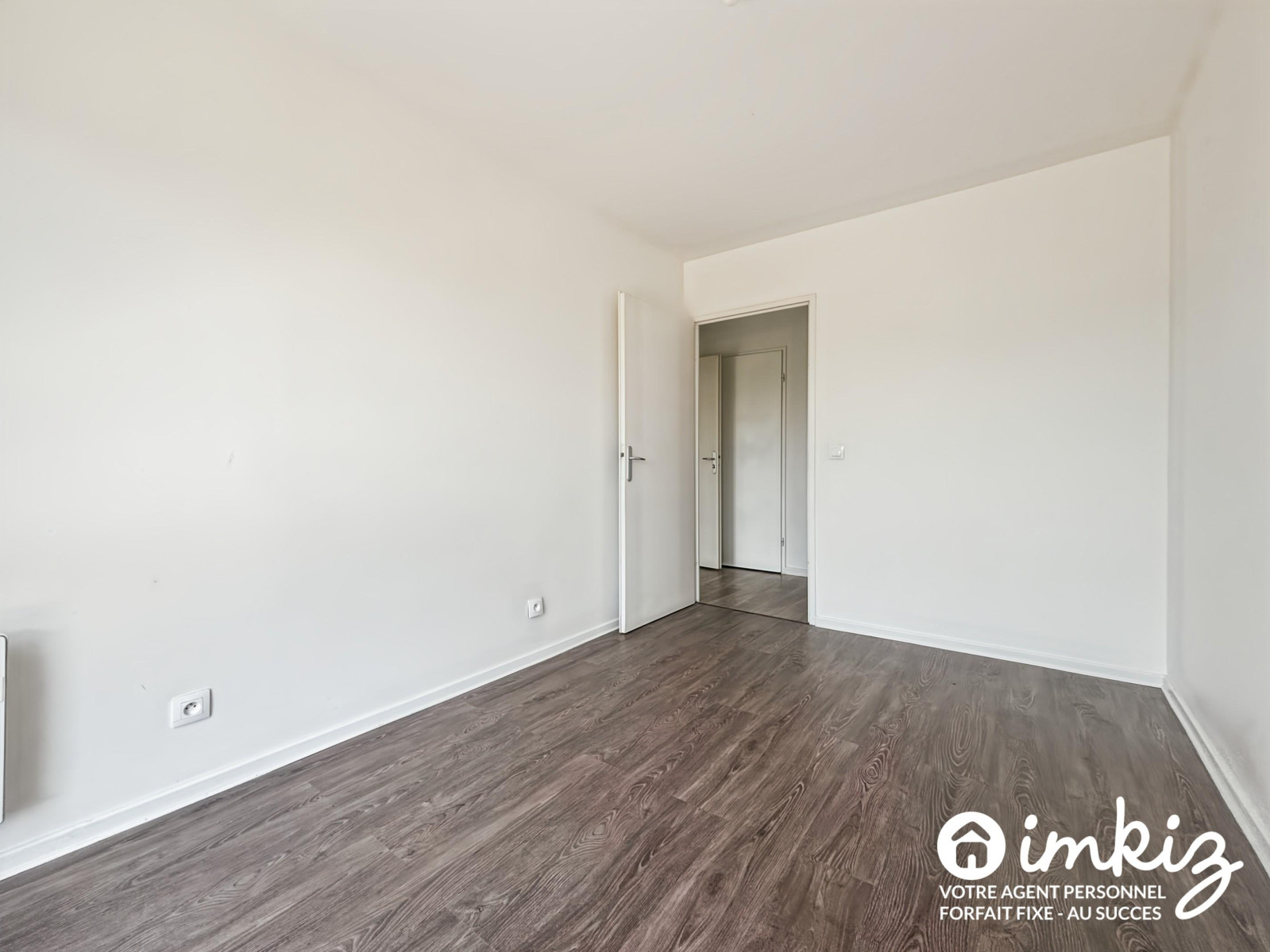
                                                Vente
                                                 Appartement 4 pièces–72 m²--Résidence moderne 2016