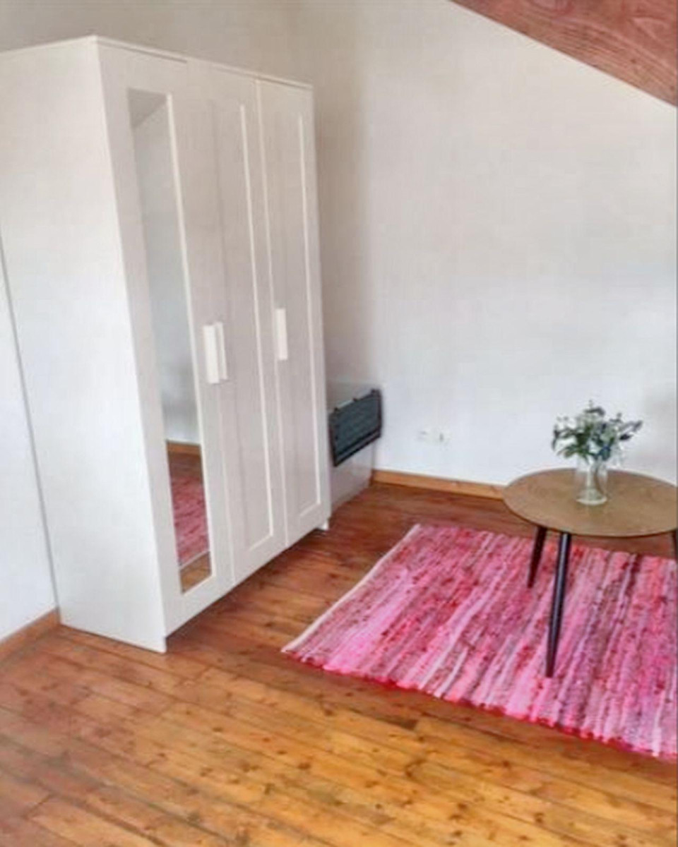 
                                                Location
                                                 Appartement 4 pièces 72 m² Sermoise