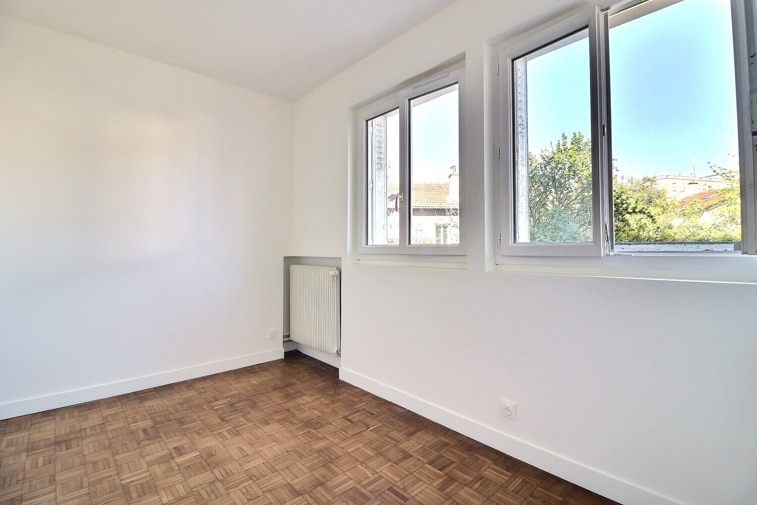 
                                                Vente
                                                 Appartement 4 pièces, 77m², Chatillon 92020