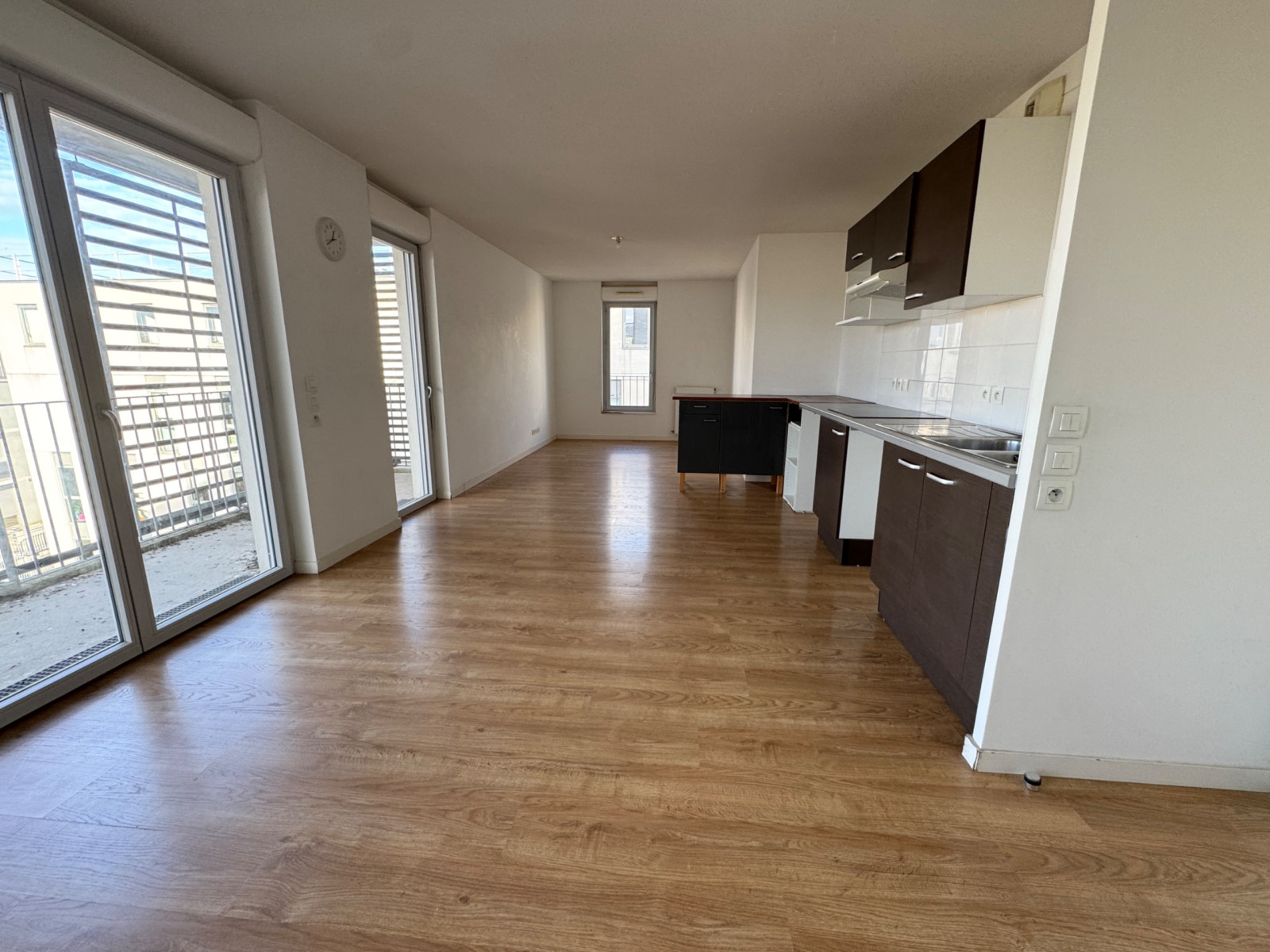
                                                Vente
                                                 Appartement 4 pièces - 81m2 - Garage & Balcon