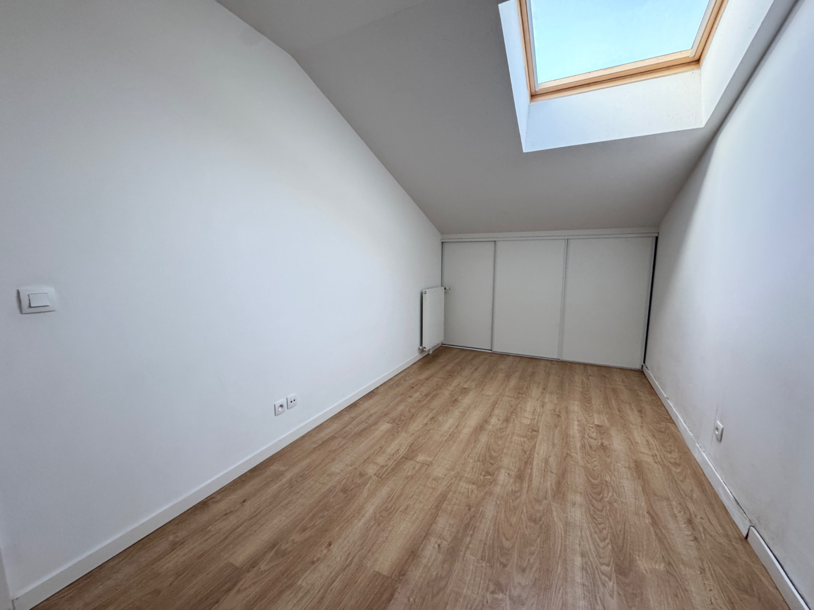 
                                                Vente
                                                 Appartement 4 pièces - 81m2 - Garage & Balcon