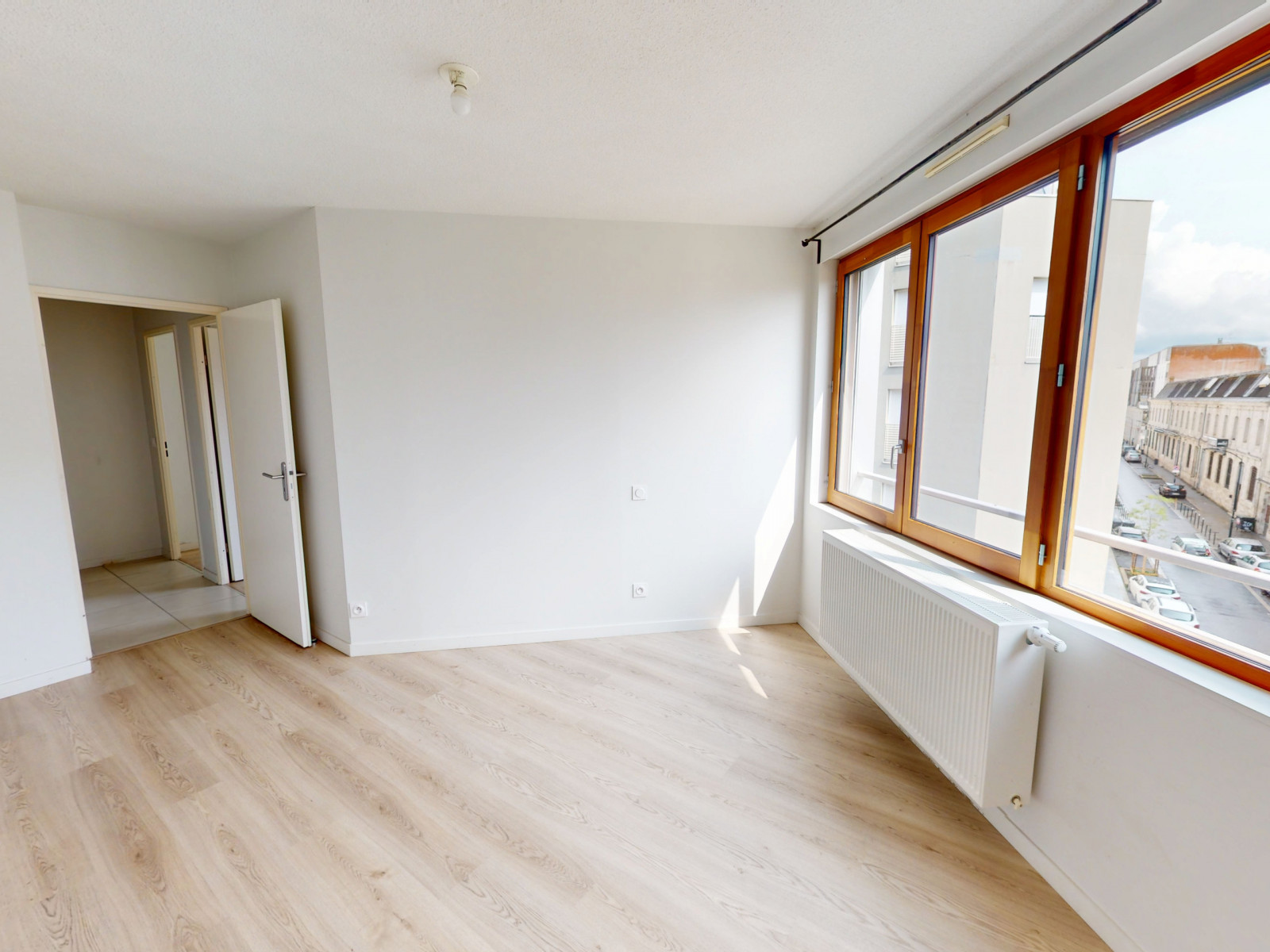 
                                                Vente
                                                 Appartement 4 pièces - 86m2 - Loggia & Parking