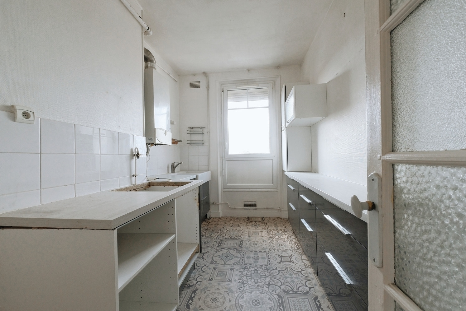 
                                                Location
                                                 Appartement 4 pièces 95.59m² cave à la mairie