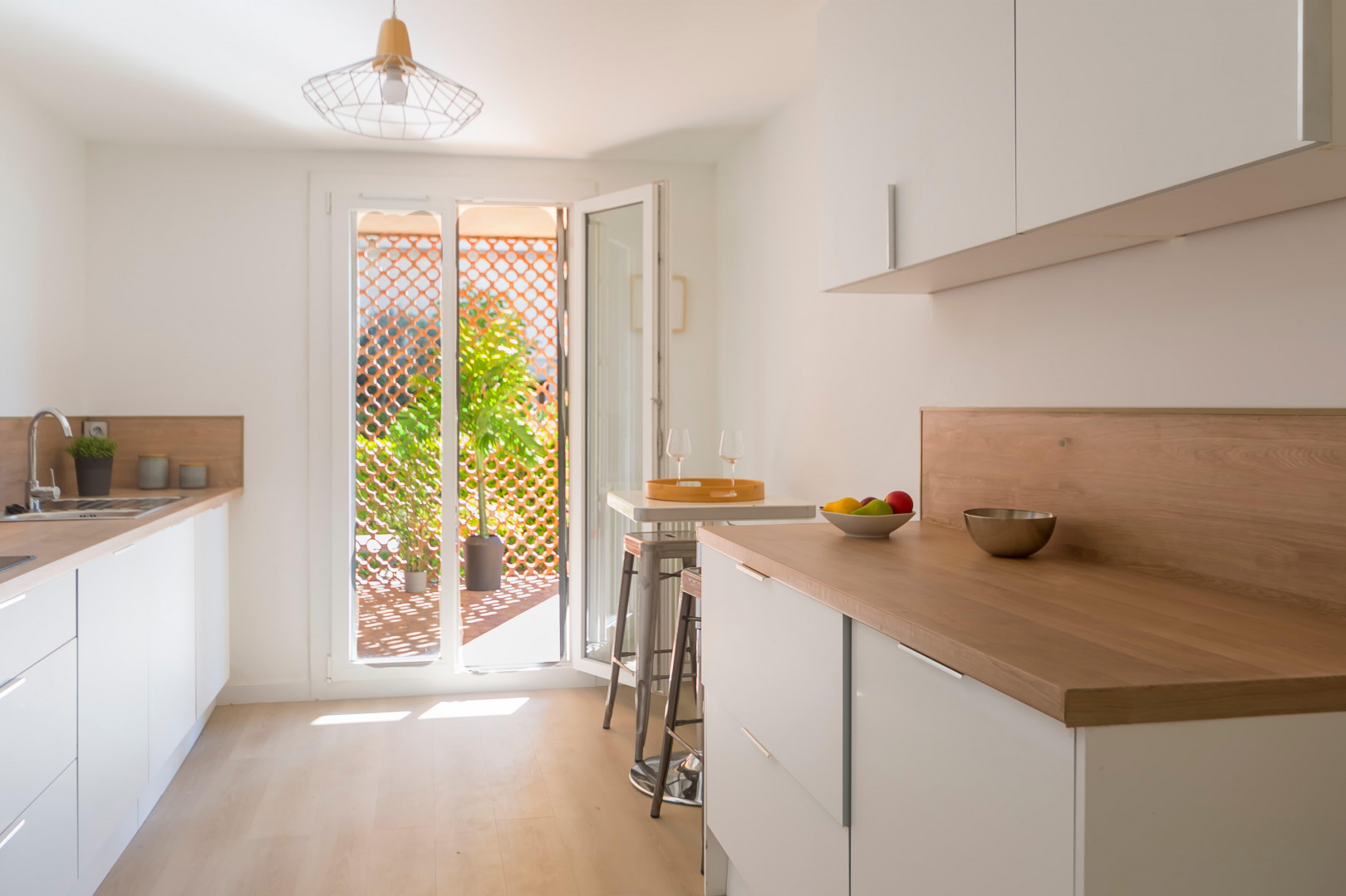 
                                                Vente
                                                 Appartement 4 pièces au calme