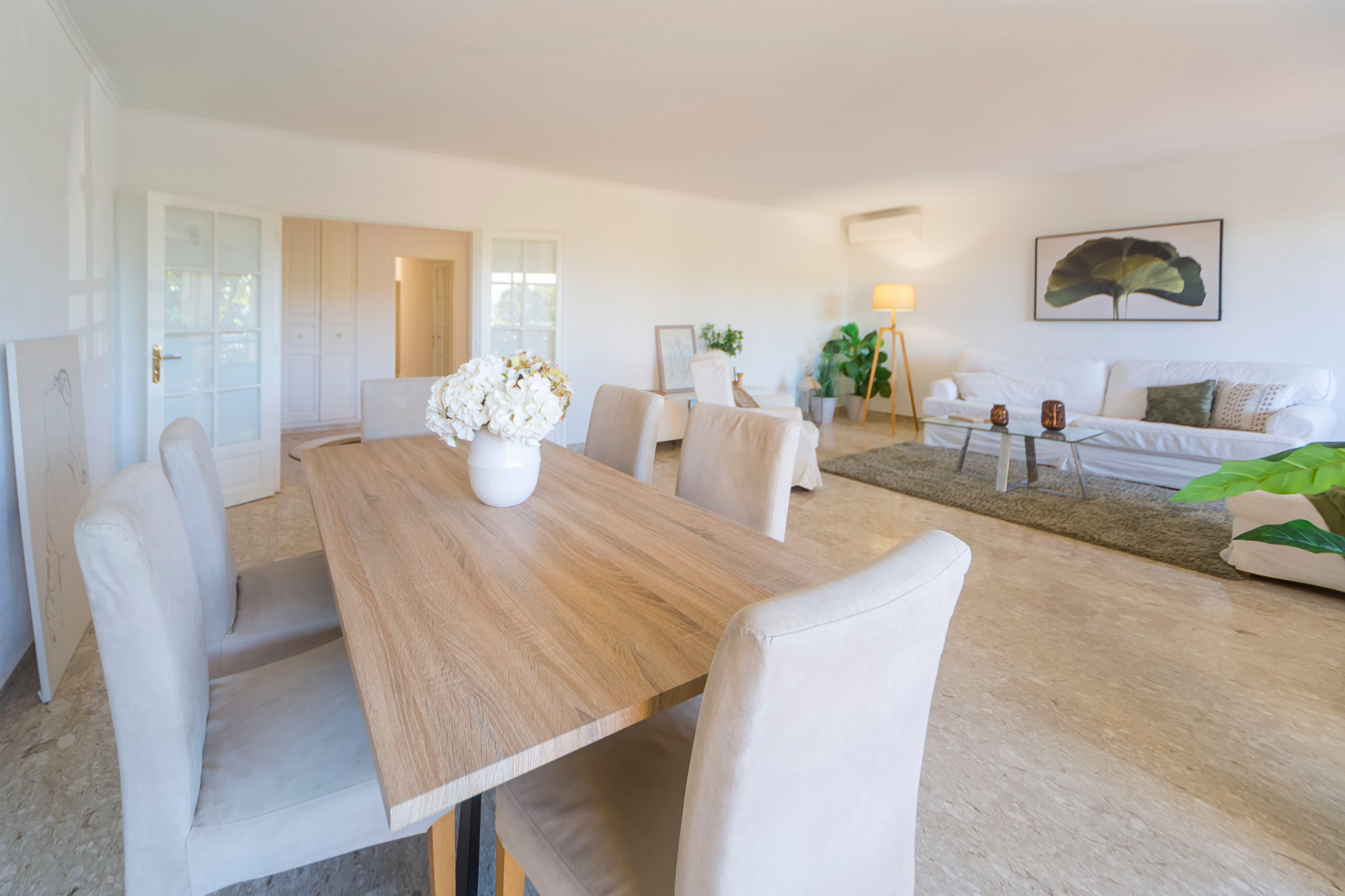 
                                                Vente
                                                 Appartement 4 pièces au calme