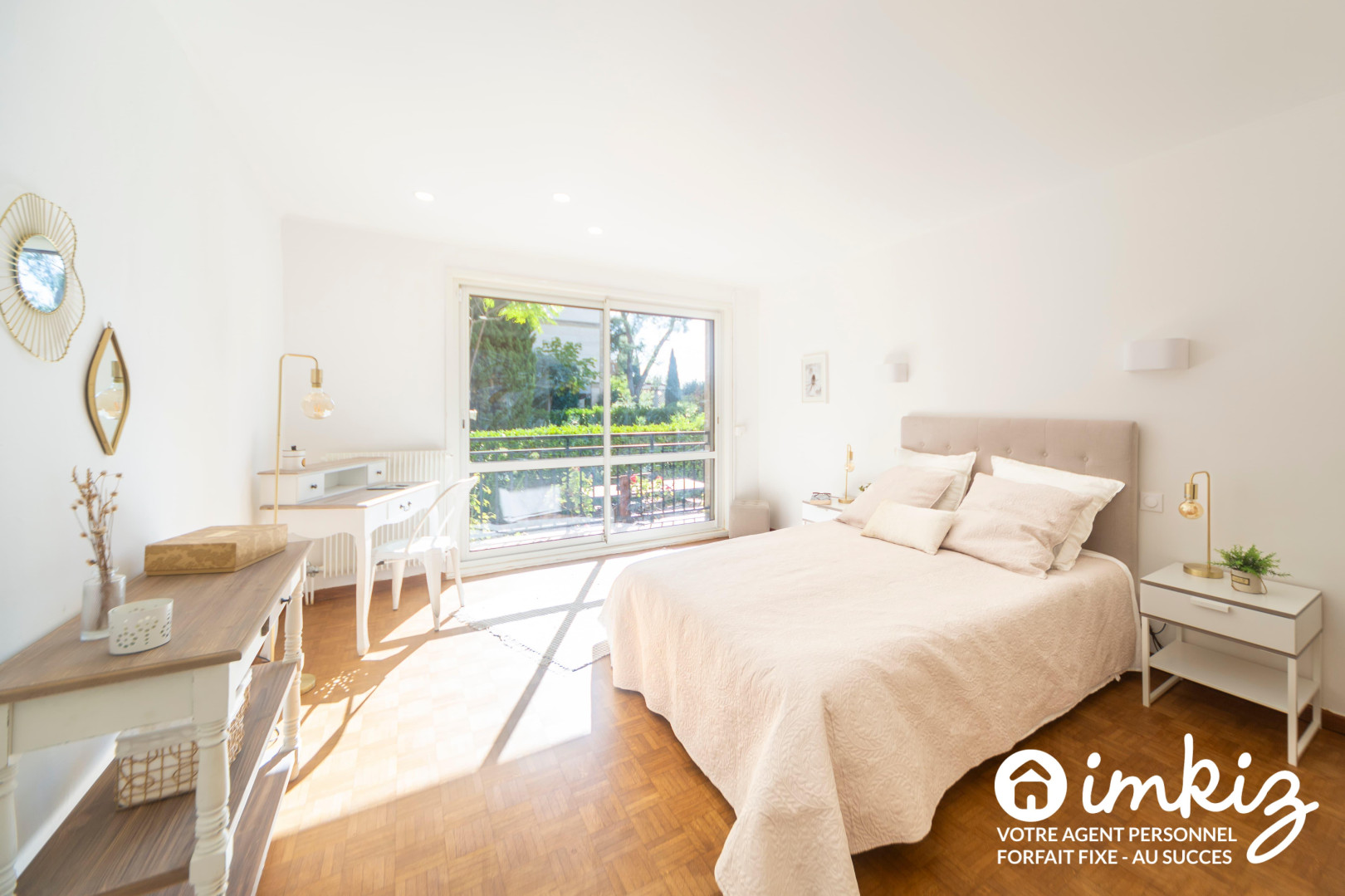 
                                                Vente
                                                 Appartement 4 pièces au calme, rez de jardin