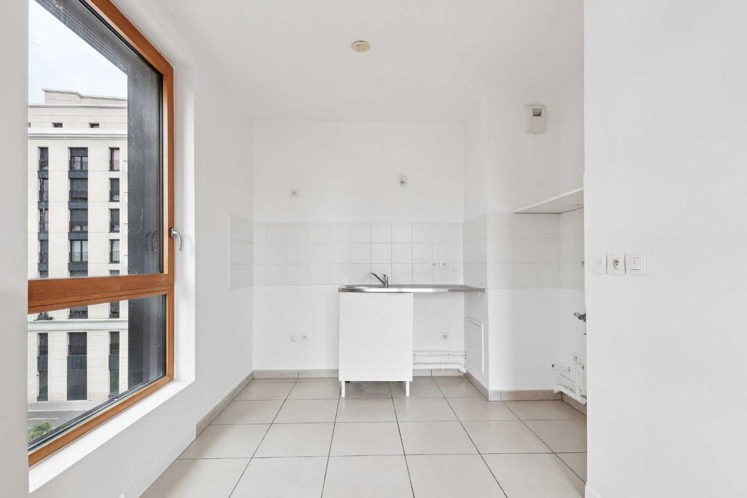 
                                                Vente
                                                 Appartement 4 pièces avec balcon  - Saint-Ouen