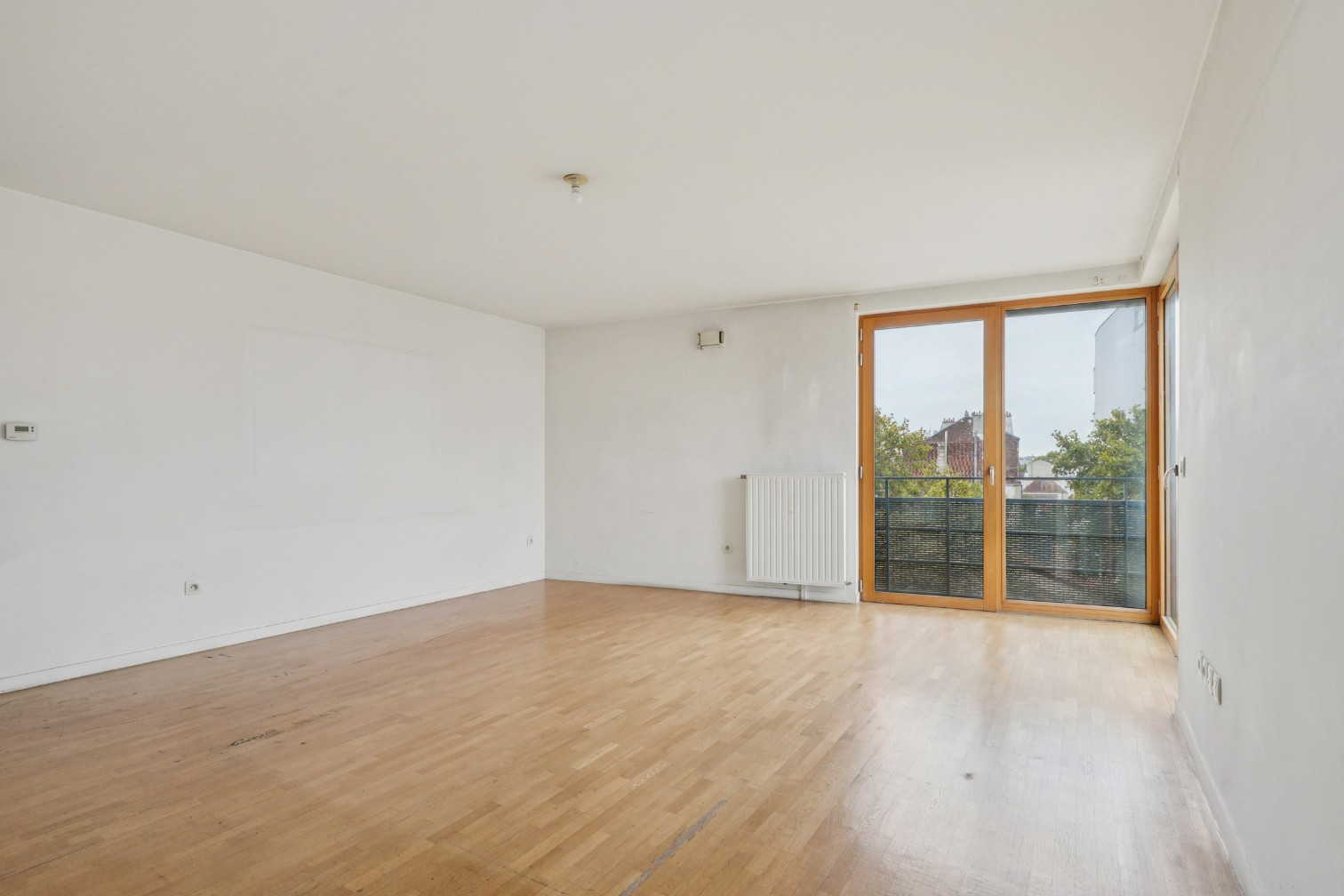
                                                Vente
                                                 Appartement 4 pièces avec balcon - Saint-Ouen