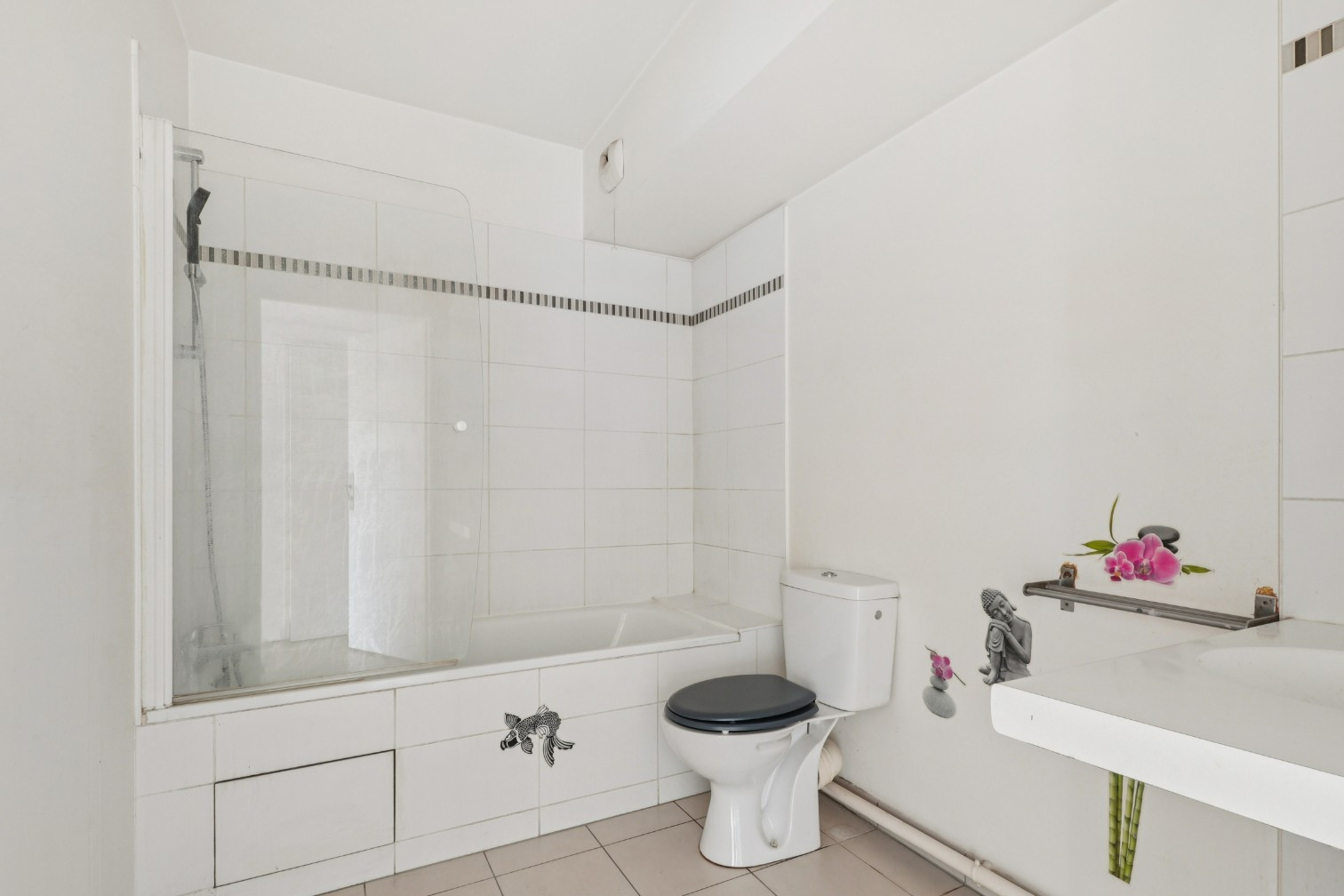 
                                                Vente
                                                 Appartement 4 pièces avec balcon - Saint-Ouen