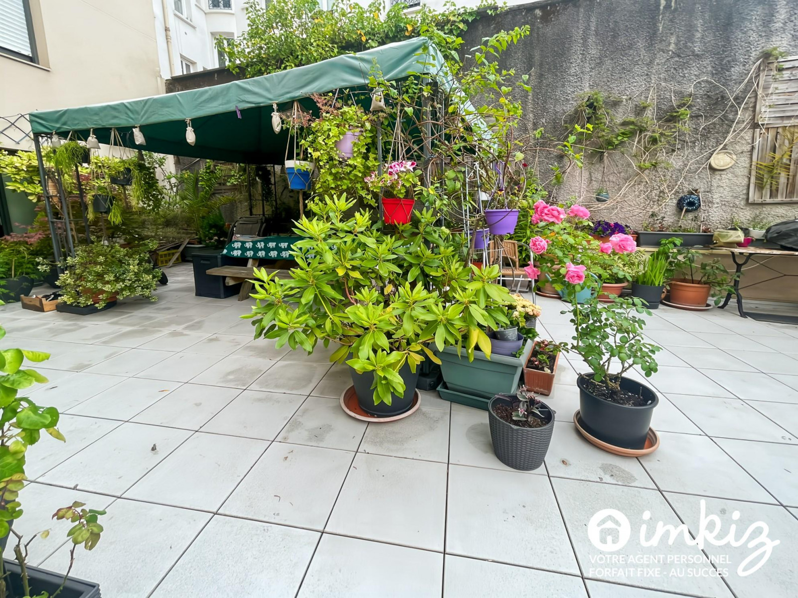 
                                                Vente
                                                 Appartement 4 pièces  avec Terrasse
