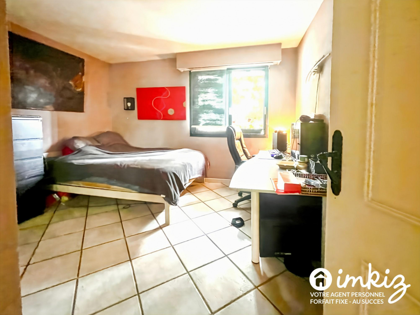 
                                                Vente
                                                 Appartement 4 pièces  avec Terrasse