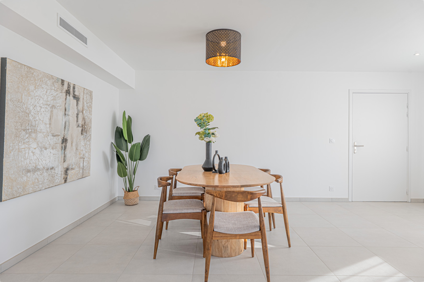 
                                                Vente
                                                 Appartement 4 pièces avec toit terrasse privatif – Vue mer – Résidence confidentielle