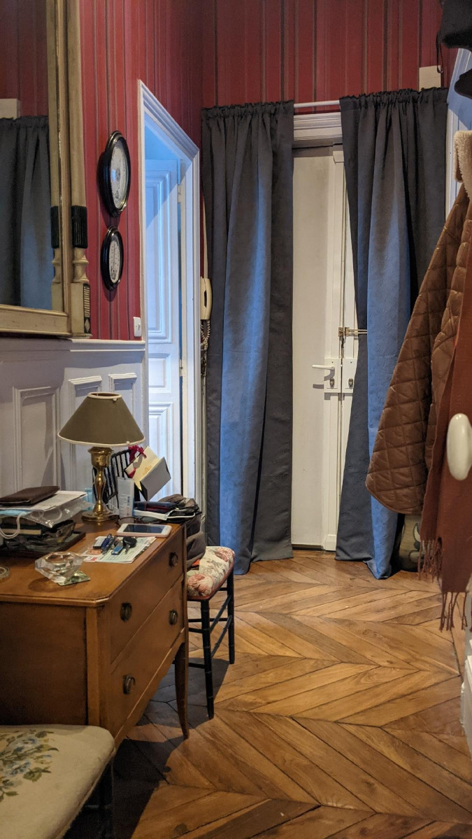 
                                                Vente
                                                 Appartement 4 pièces de 100m2 à Versailles