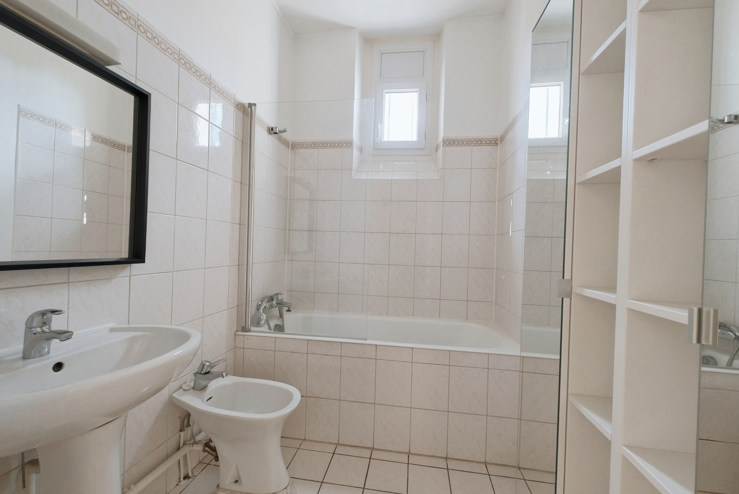 
                                                Location
                                                 Appartement 4 pièces de 85,22m² à la Mairie