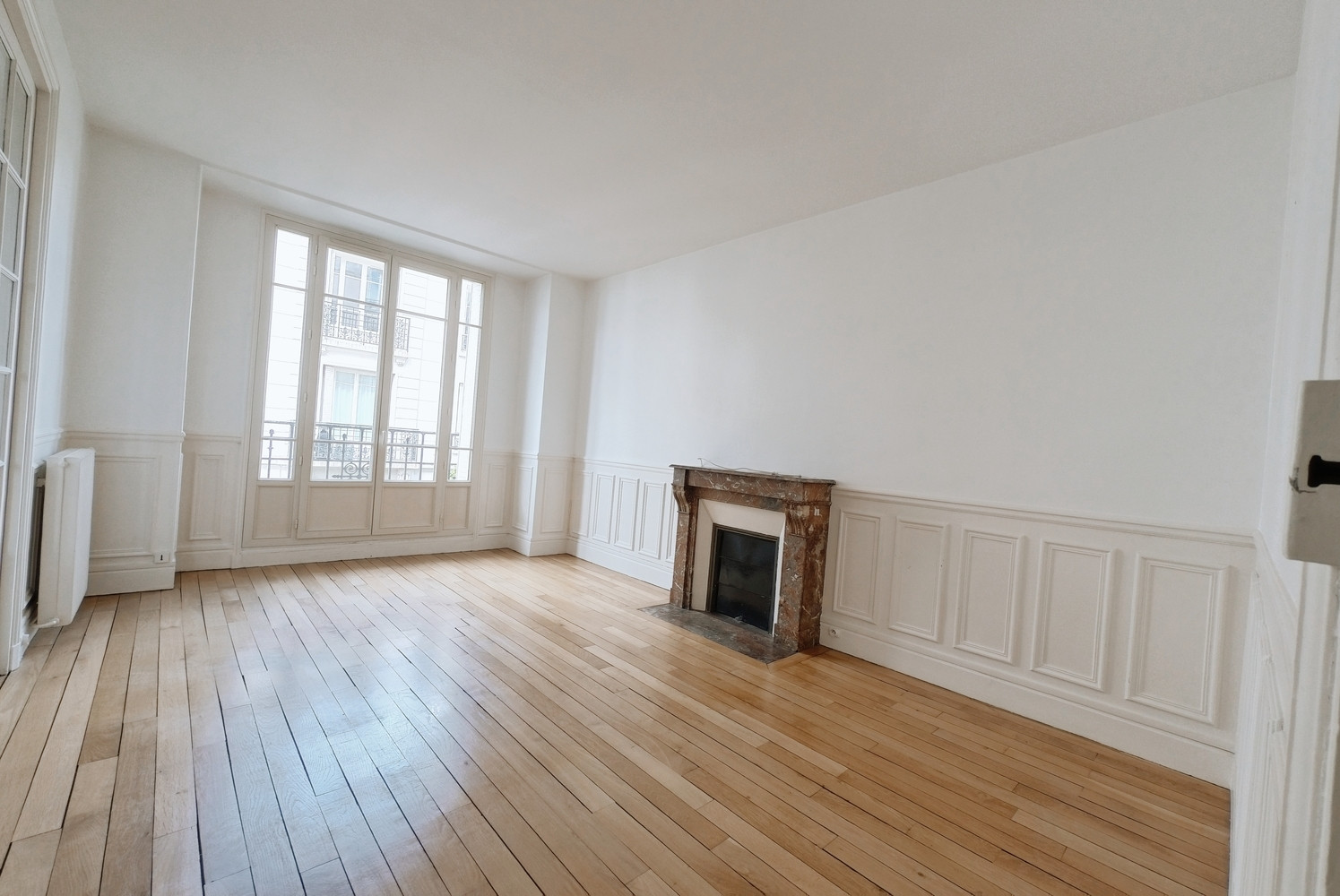 
                                                Location
                                                 Appartement 4 pièces de 85,22m² à la Mairie