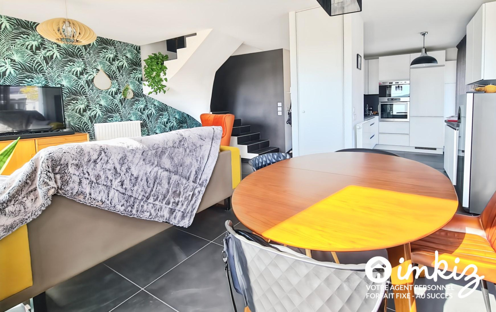 
                                                Vente
                                                 Appartement 4 pièces duplex en attique