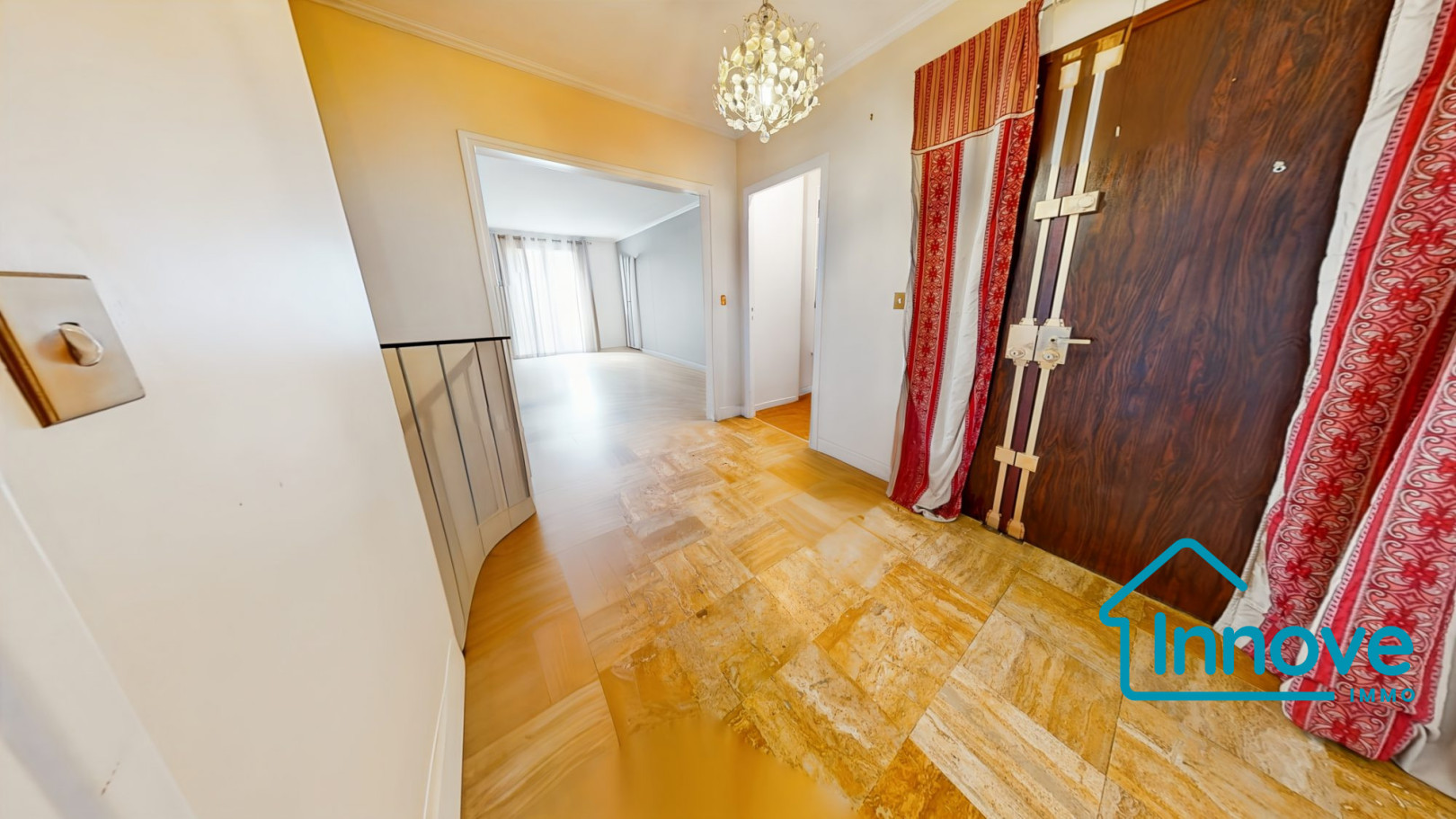 
                                                Vente
                                                 Appartement 4 pièces Ermitage – 112 m² avec extérieur et bo