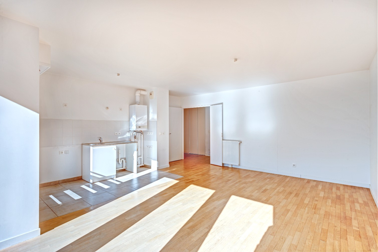 
                                                Vente
                                                 Appartement 4 pièces familial avec balcons