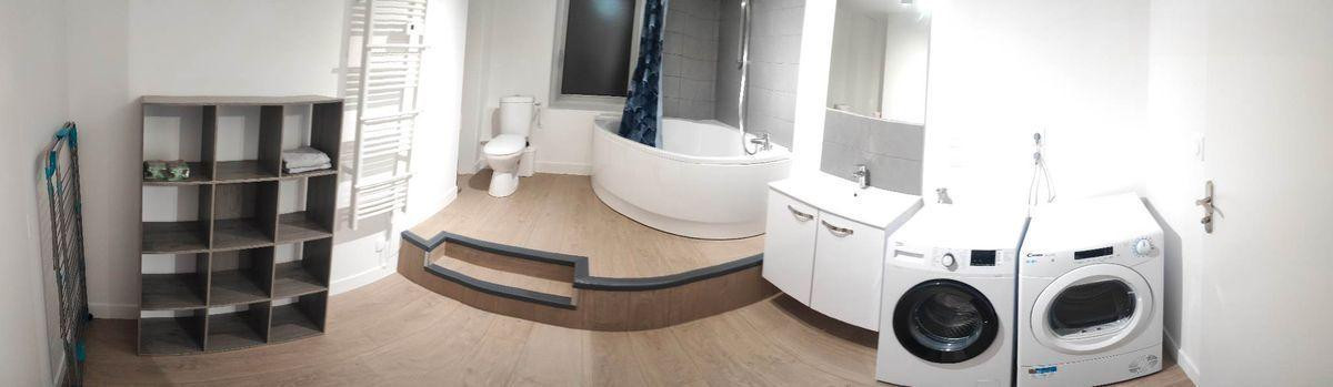 
                                                Location
                                                 Appartement 4 pièces meublé