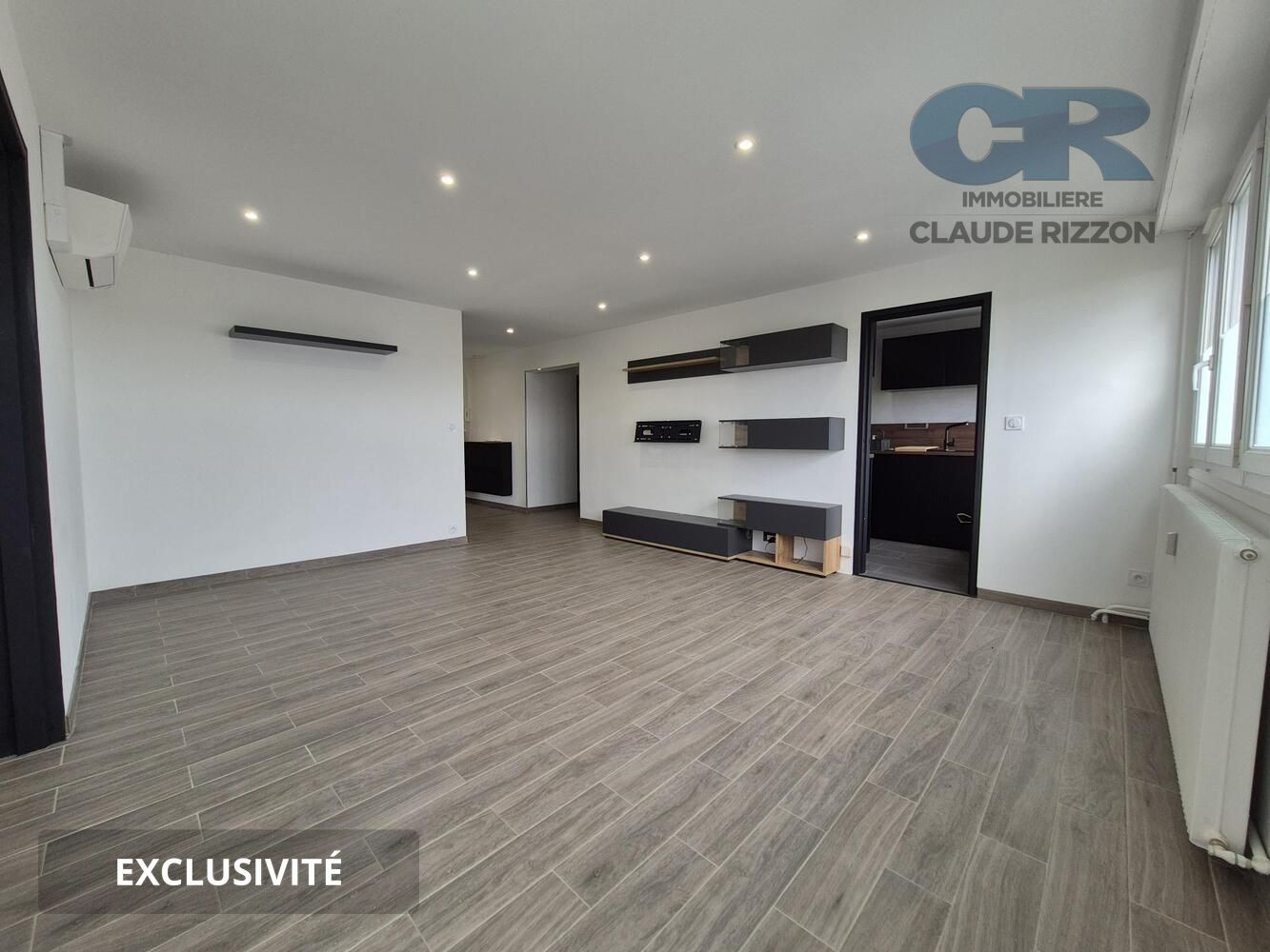 
                                                Vente
                                                 APPARTEMENT 4 PIECES PONT-A-MOUSSON