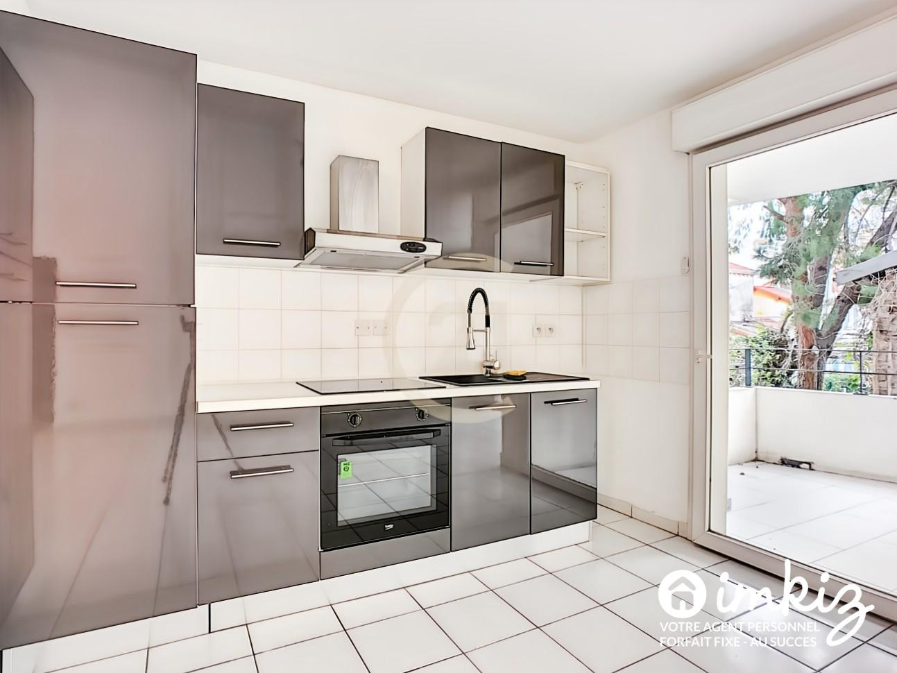 
                                                Vente
                                                 Appartement 4 pièces quartier La Bocca