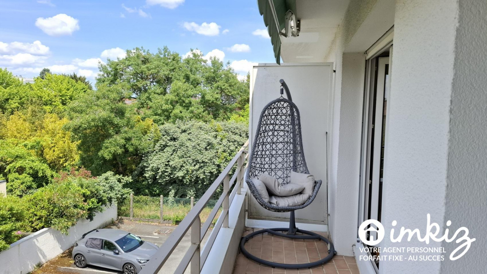 
                                                Vente
                                                 Appartement 4 pièces, très bien situé, au calme