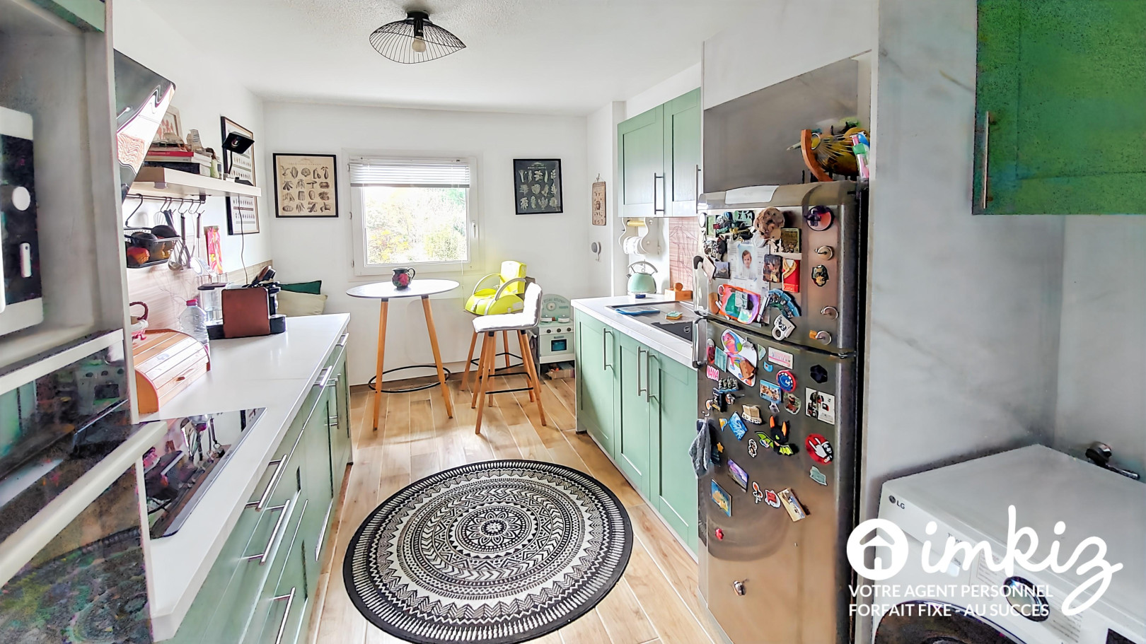 
                                                Vente
                                                 Appartement 4 pièces, très bien situé, au calme