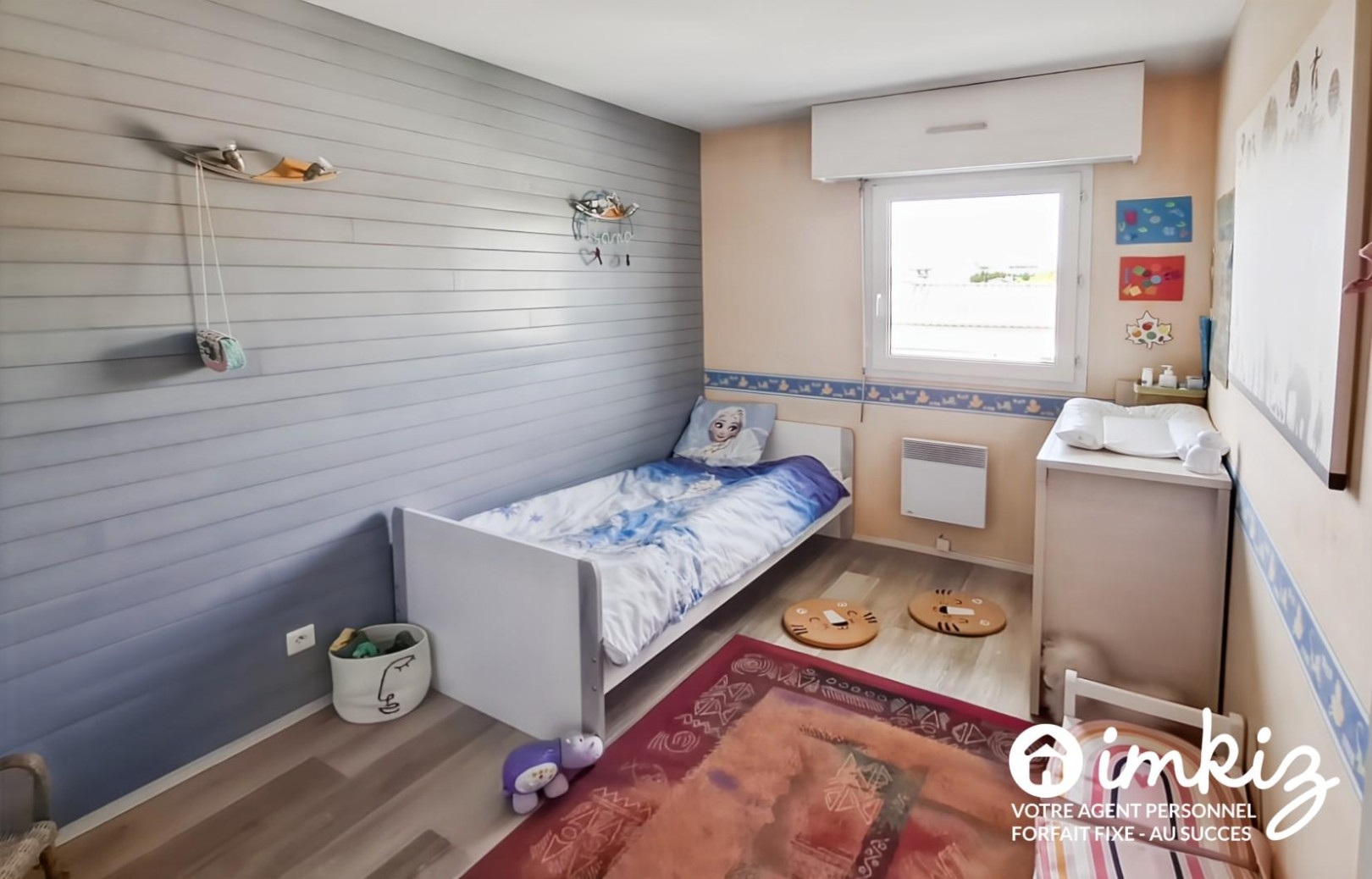 
                                                Vente
                                                 Appartement 4 pièces, très bien situé, au calme