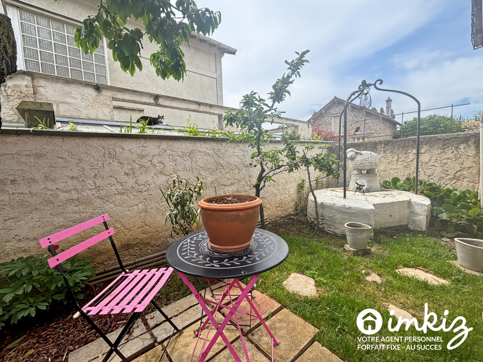 
                                                Vente
                                                 APPARTEMENT 4 PIECES TYPE MAISON DE VILLE