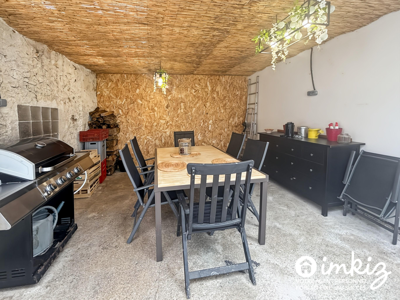 
                                                Vente
                                                 APPARTEMENT 4 PIECES TYPE MAISON DE VILLE