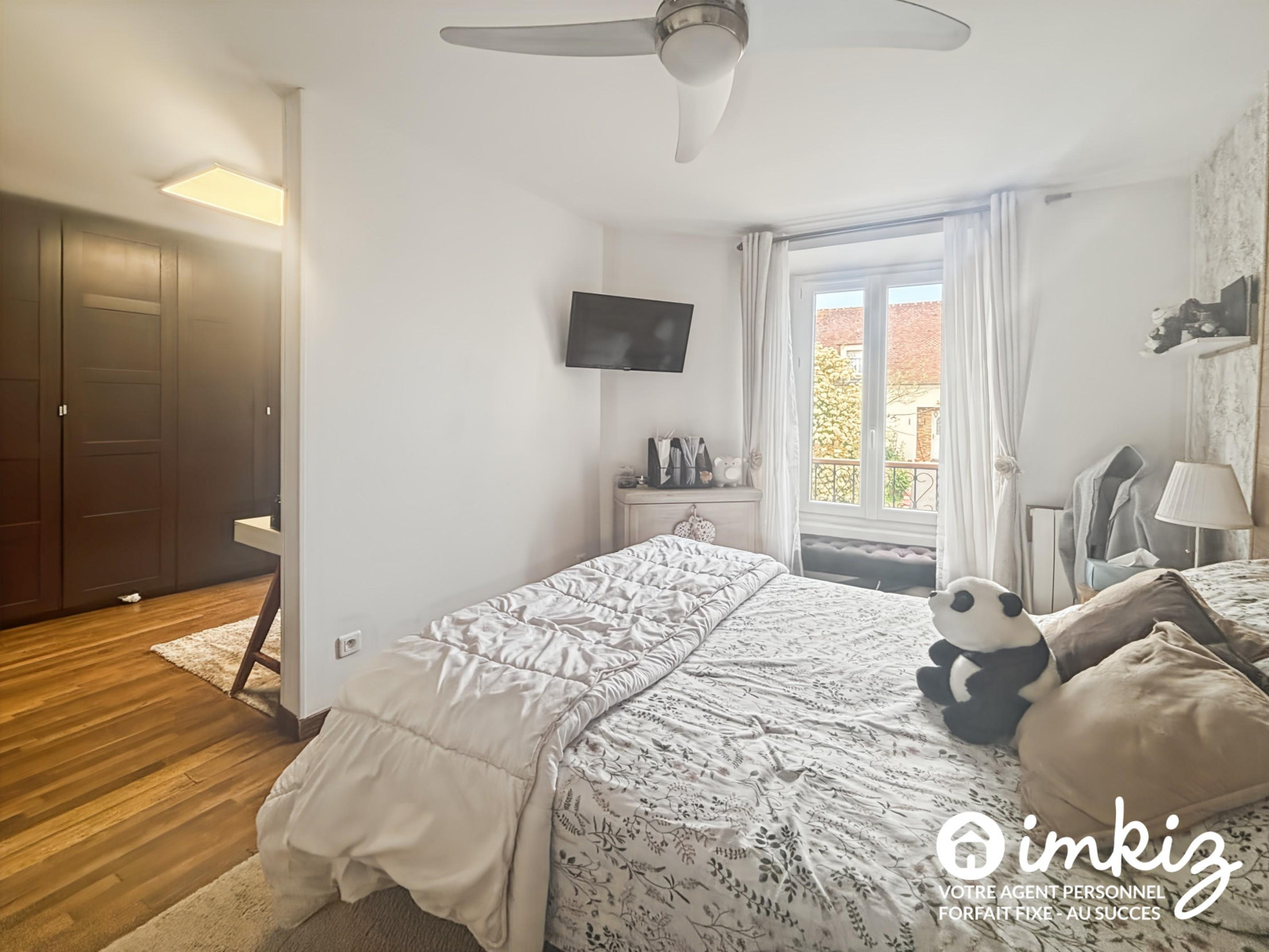 
                                                Vente
                                                 APPARTEMENT 4 PIECES TYPE MAISON DE VILLE