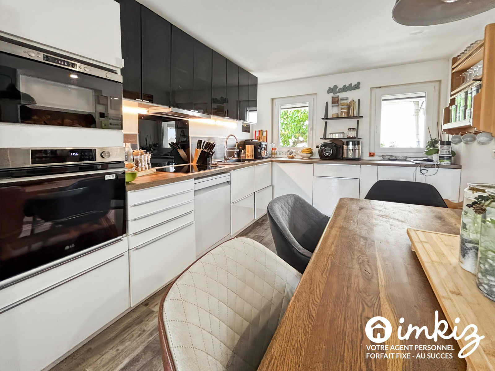 
                                                Vente
                                                 APPARTEMENT 4 PIECES TYPE MAISON DE VILLE