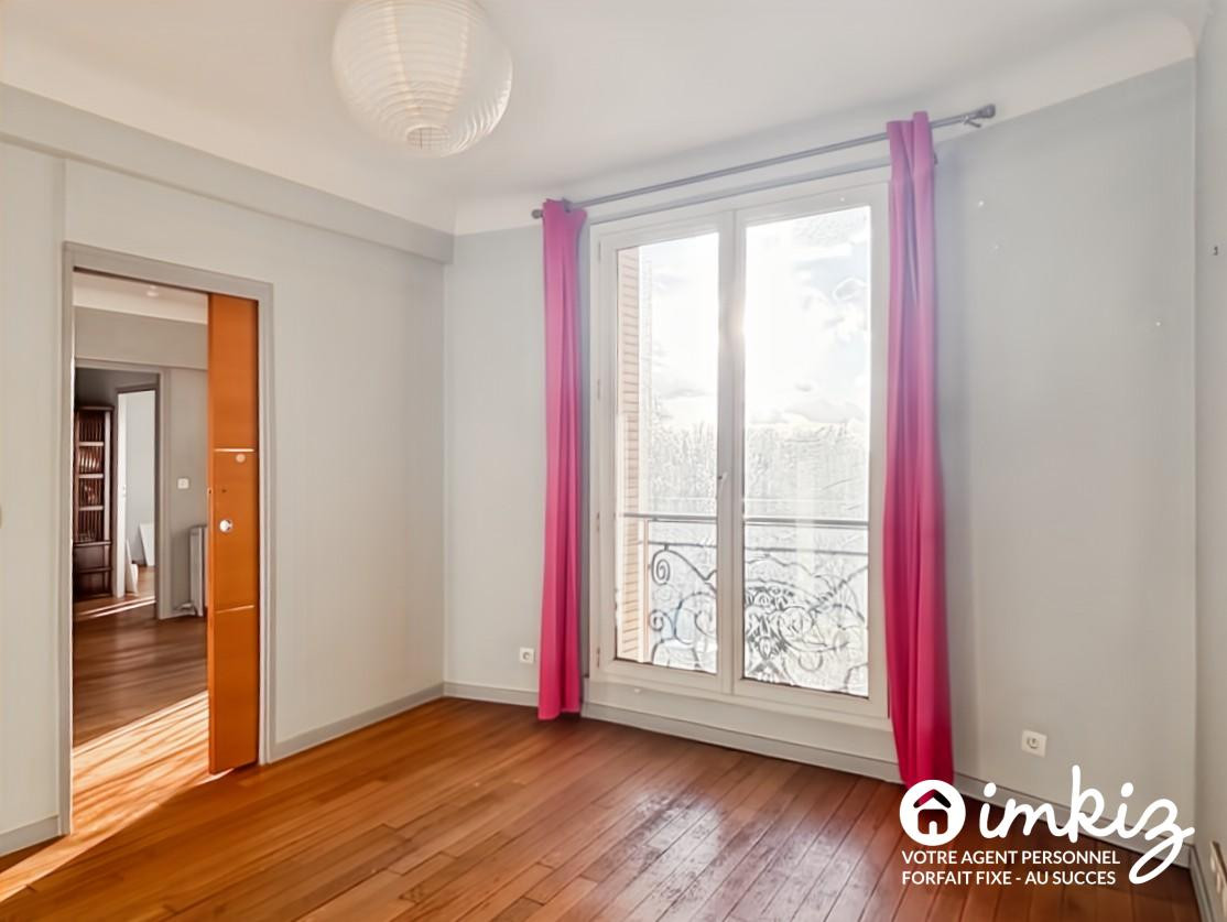 
                                                Vente
                                                 Appartement 4 pièces Vincennes  immeuble face Bois