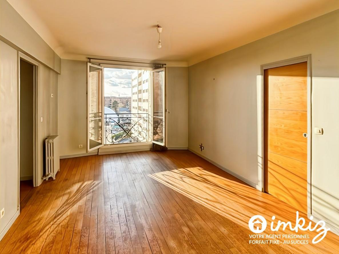
                                                Vente
                                                 Appartement 4 pièces Vincennes  immeuble face Bois