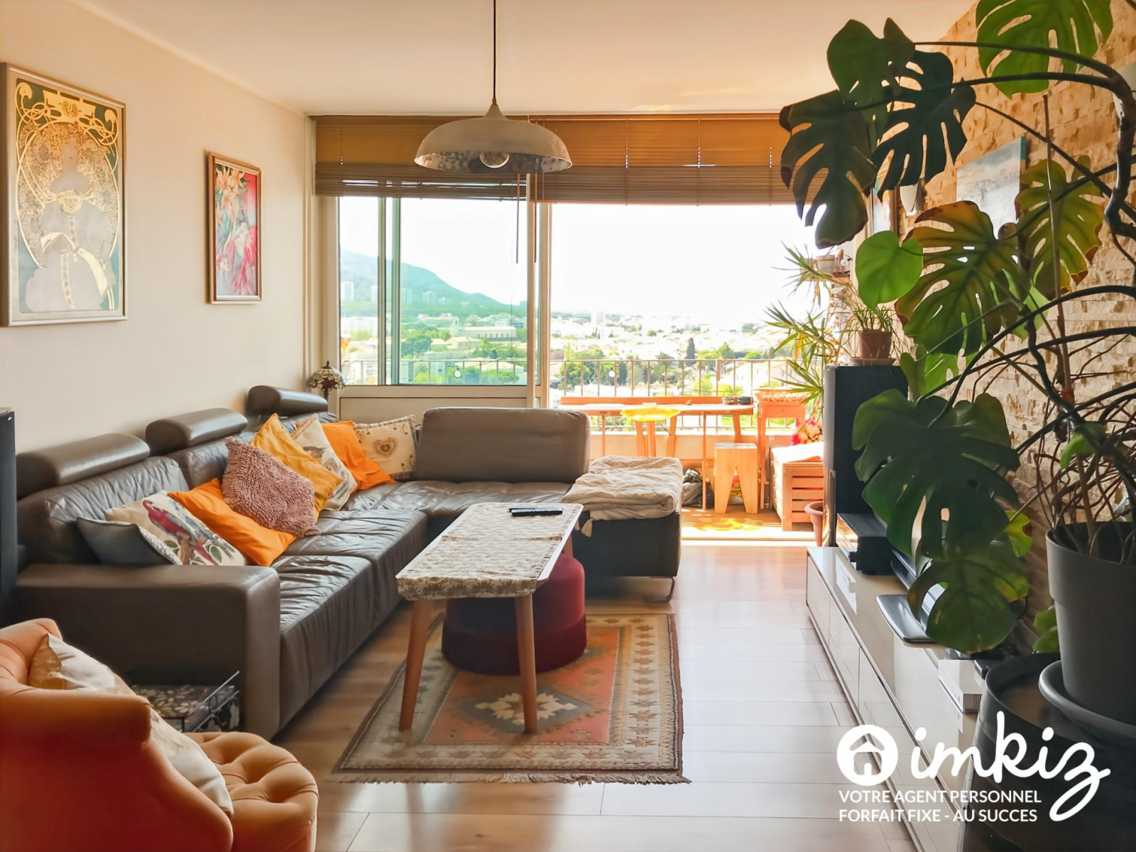 
                                                Vente
                                                 Appartement 4 pièces ,vue dégagée sur mer, rénover