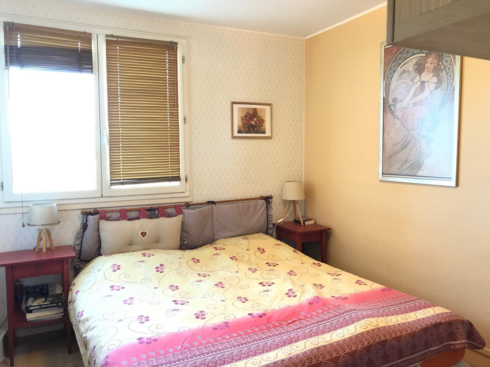 
                                                Vente
                                                 Appartement 4 pièces ,vue dégagée sur mer, rénover