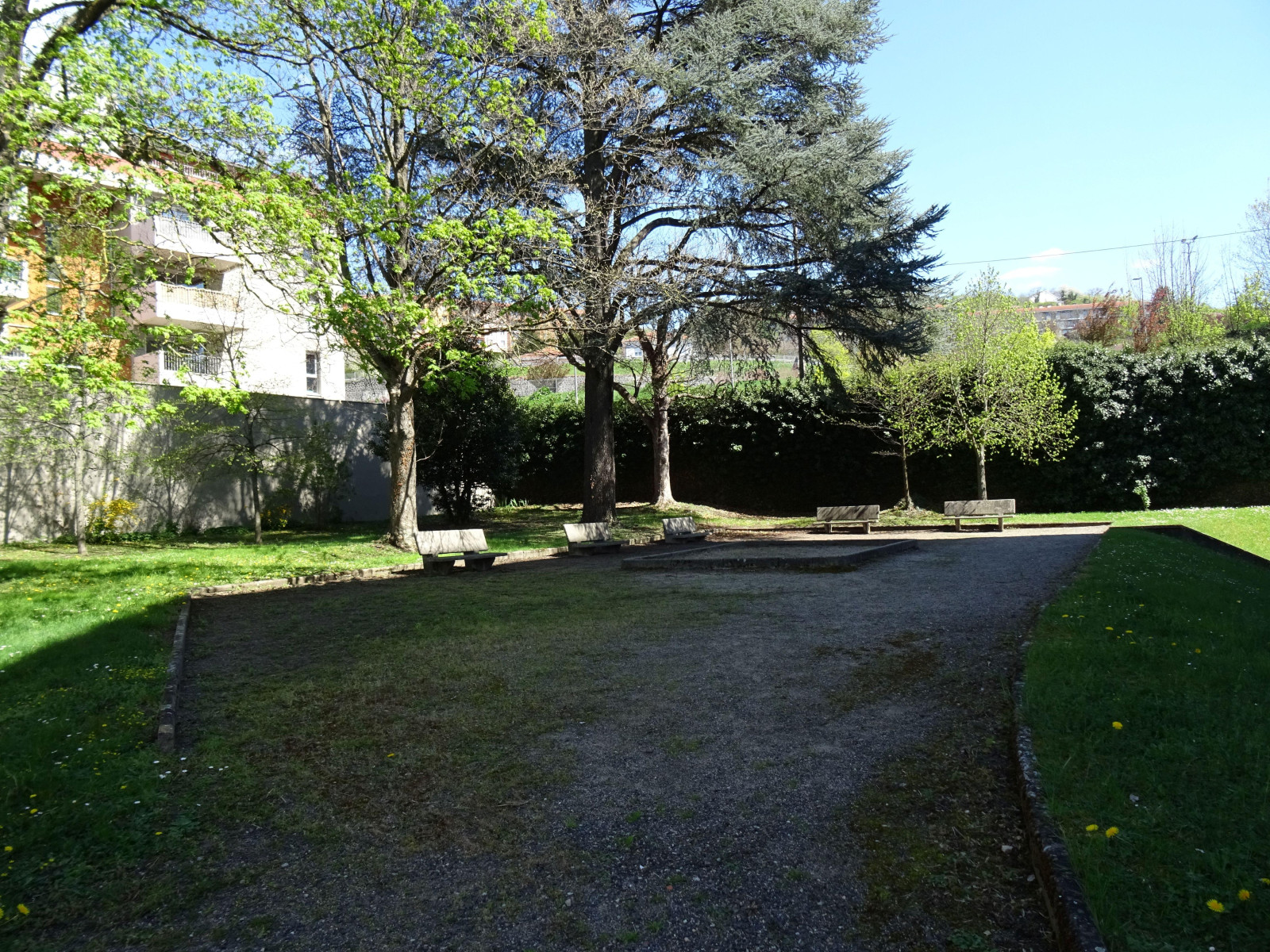 
                                                Vente
                                                 Appartement 4 pièces vue sur la vierge