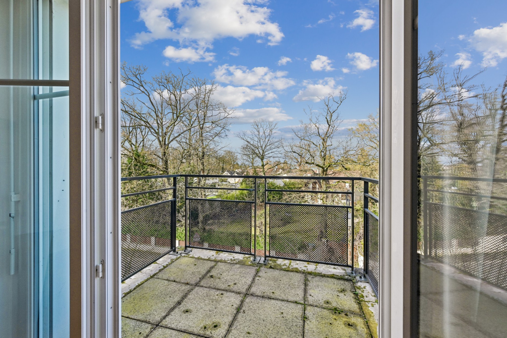 
                                                Vente
                                                 Appartement 40 m² - Le Plessis-Trévise