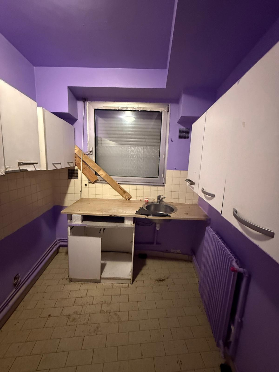 
                                                Vente
                                                 Appartement - 40m² Paris 18