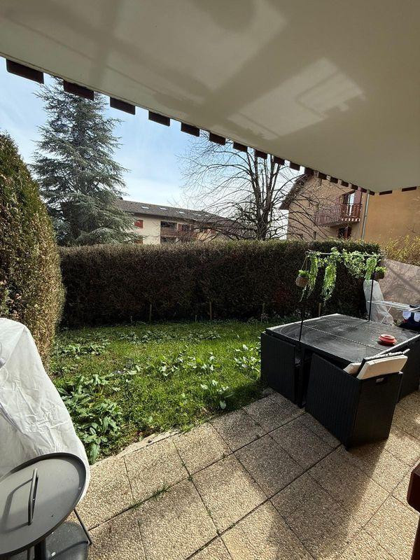 
                                                Location
                                                 Appartement, 41m², 1000€ - Gex