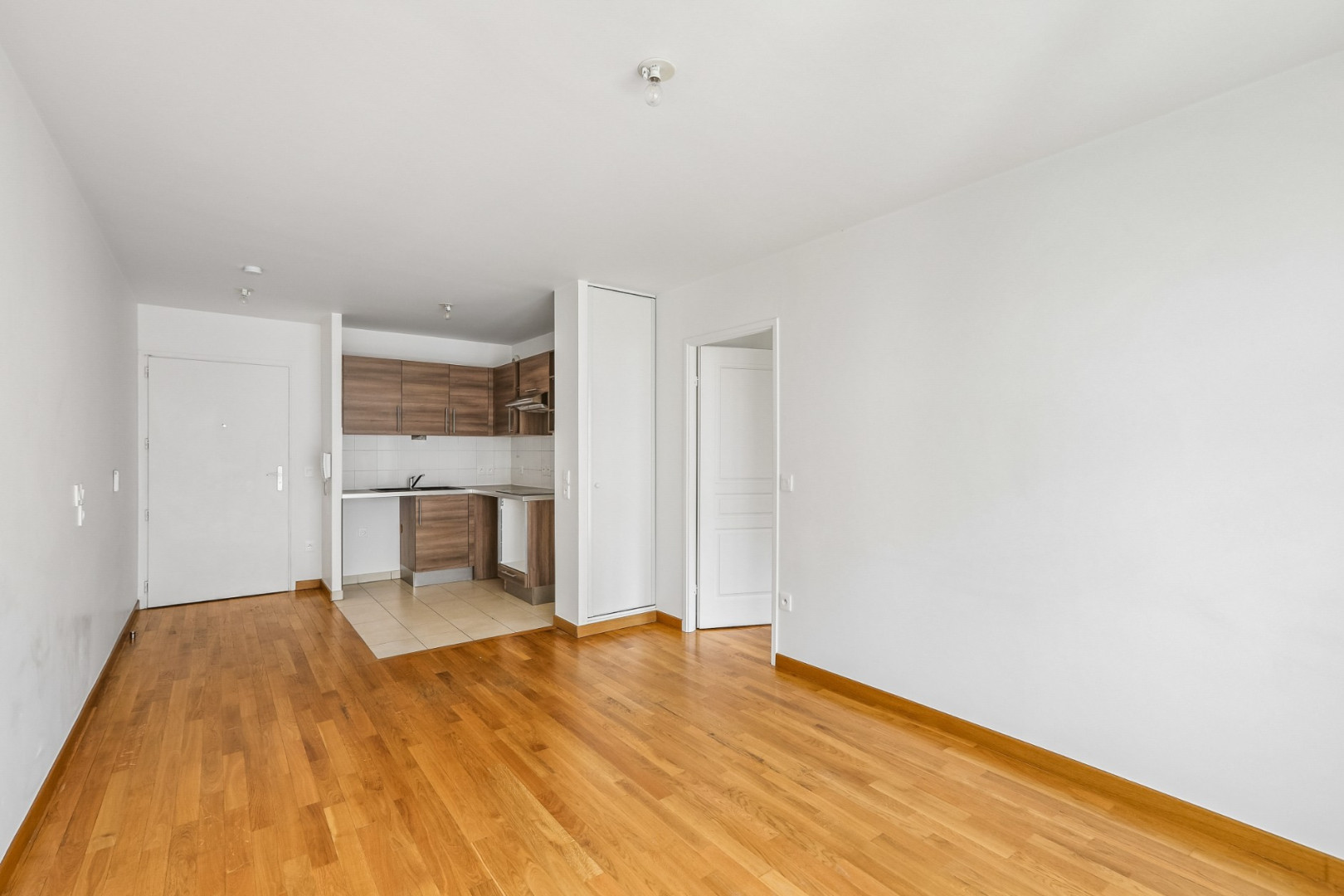 
                                                Vente
                                                 Appartement 42 m² - Le Plessis-Trévise