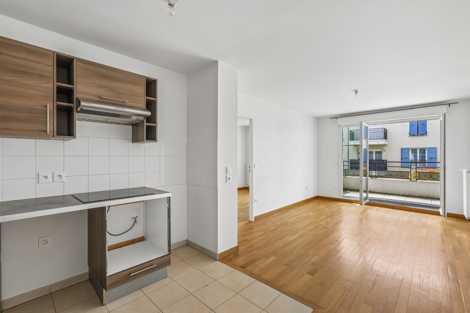 
                                                Vente
                                                 Appartement 42 m² - Le Plessis-Trévise