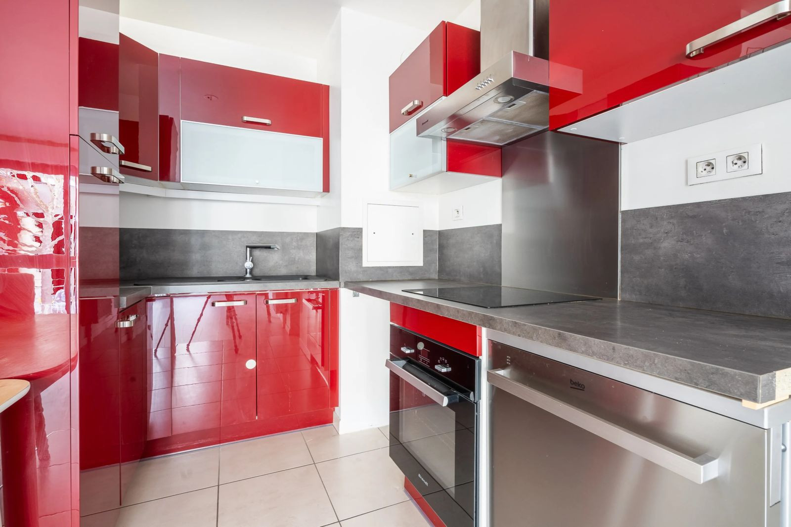 
                                                Location
                                                 APPARTEMENT 42M2 2 PIECES