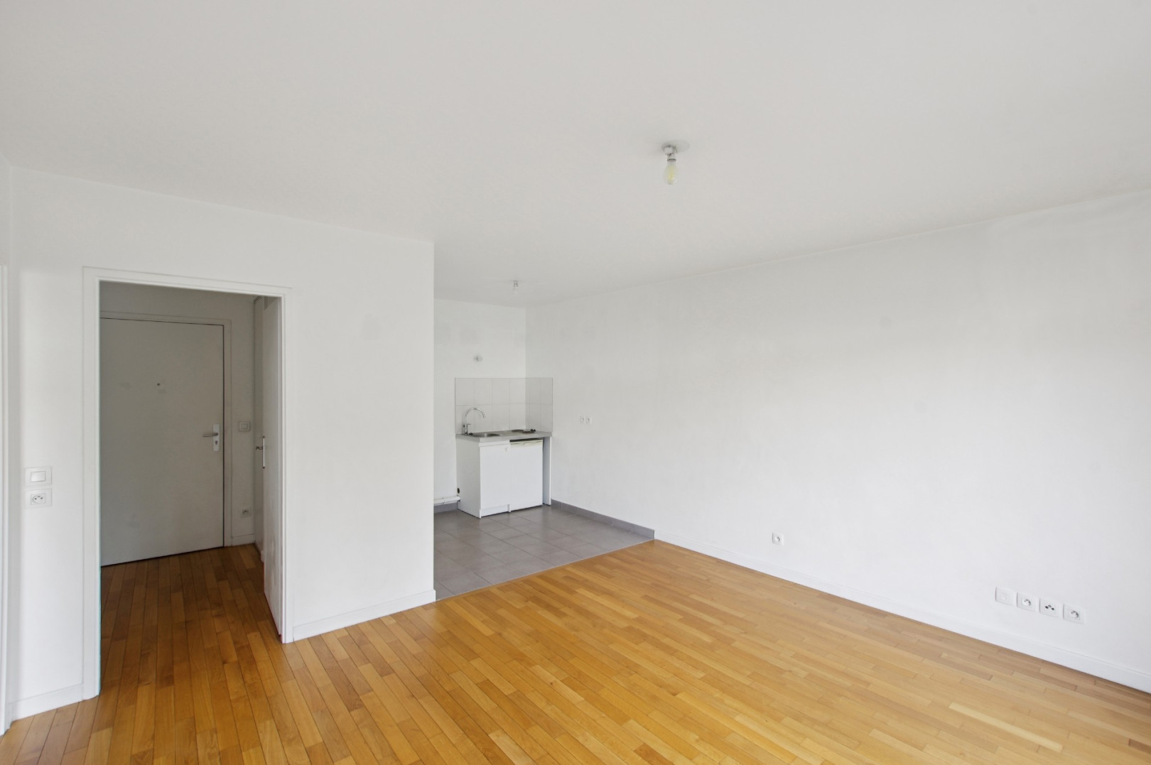 
                                                Vente
                                                 Appartement 44m² - Drancy