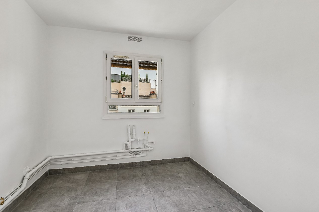 
                                                Vente
                                                 Appartement 45m² - CLICHY