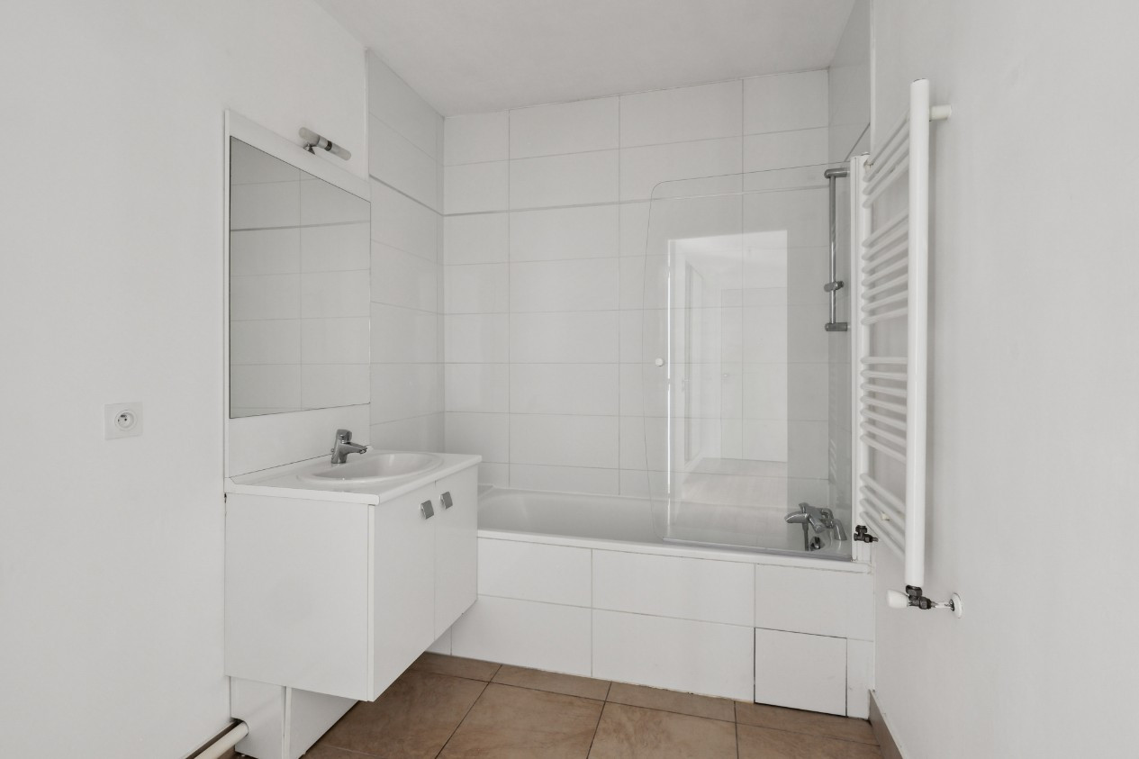 
                                                Vente
                                                 Appartement 46 m² - Montreuil