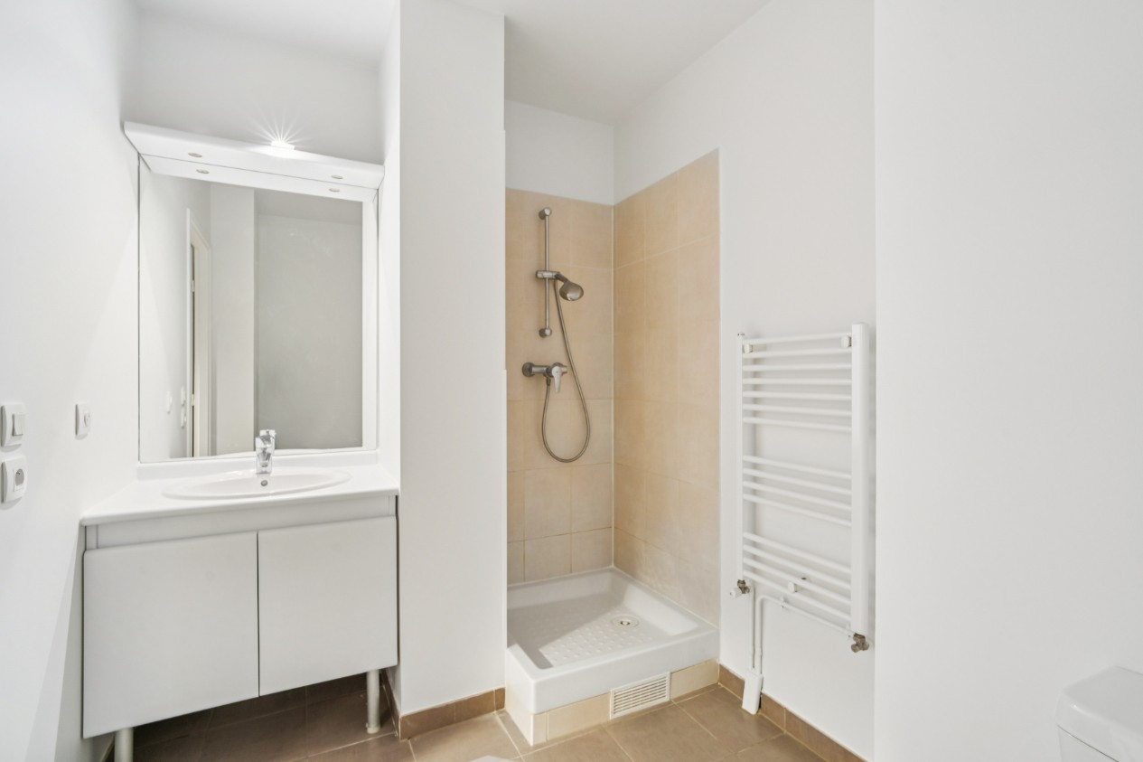 
                                                Vente
                                                 Appartement 46m² - Drancy