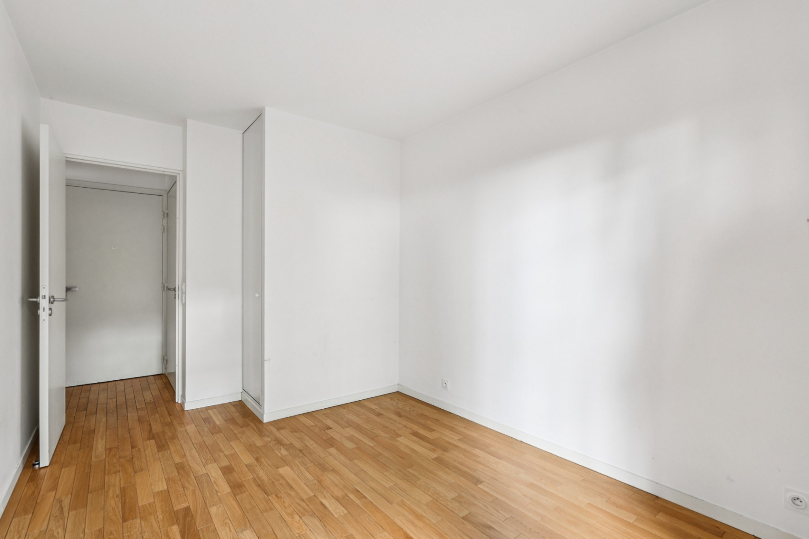 
                                                Vente
                                                 Appartement 47 m² avec jardin - Montreuil